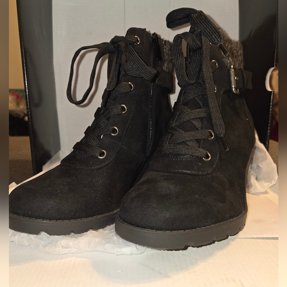 Wedge Bootie - Black Sz 6.5WW - Picture 2 of 7